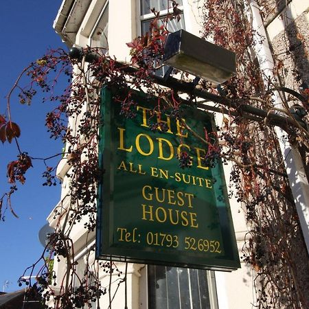 The Lodge Swindon Eksteriør billede
